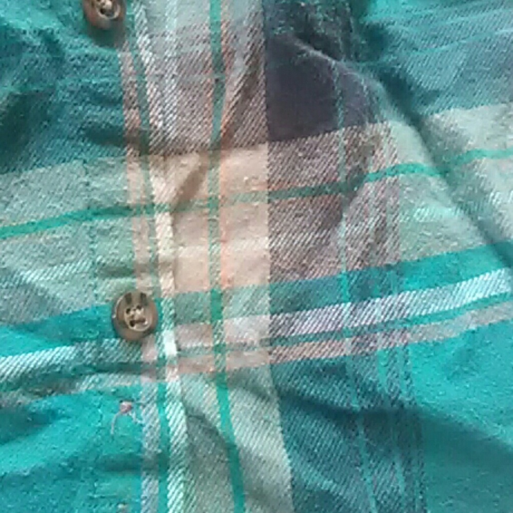 Button up top - Picture 2 of 3